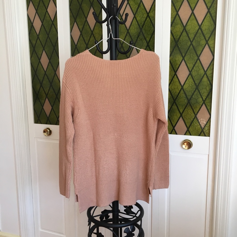 H&M Sweater - Picture 3 of 4